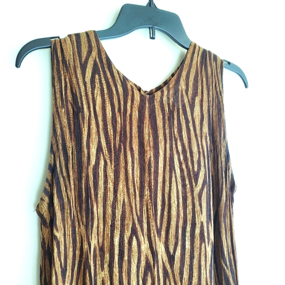 Women's Vintage Abstract Midi Dress - Picture 4 of 4